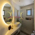Avan Luxury